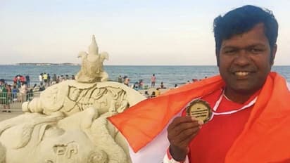 Indian sand artist Sudarsan Pattnaik wins People's Choice Award in US