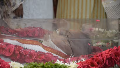 ప్రారంభమైన జైపాల్రెడ్డి అంత్యక్రియలు