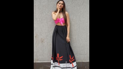 নীল বিকিনিতে সি বিচে মোহময়ী রকুল, শেয়ার করলেন ছবি