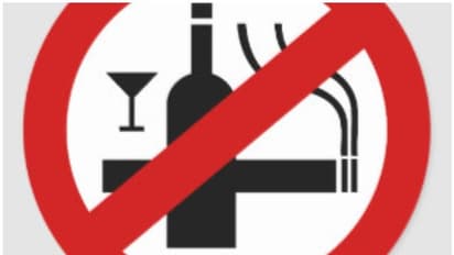 നിരോധിത പുകയില ഉത്പന്നവും വിദേശ മദ്യവുമായി യുവാവ് പിടിയിൽ