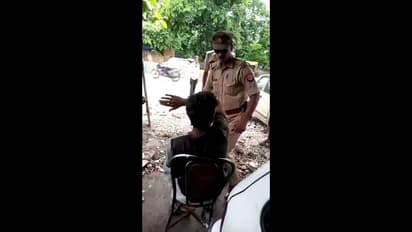 युवक ने दरोगा से मांगा मोबाइल नंबर तो थप्पड़ों की हुई बरसात, बोला- तेरी चर्बी निकाल दूंगा