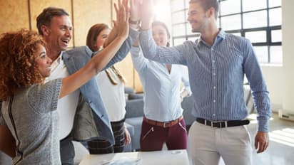 জীবনে সাফল্য পেতে চান! মেনে চলুন এই নিয়মগুলি