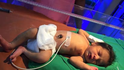 ಬೆಳಗಾವಿ: ಎಂಥಾ ಪೋಷಕರು, ಚೀಲದಲ್ಲಿ ಹೆಣ್ಣು ಮಗುವನ್ನಿಟ್ಟು ಹೋದರು