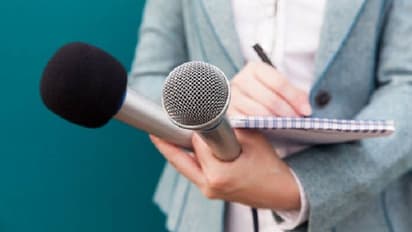 ಚಪಾತಿಯೊಂದಿಗೆ-ಉಪ್ಪುತಿಂದ ಮಕ್ಕಳು, ವಿಡಿಯೋ ಬಿಟ್ಟ ಜರ್ನಲಿಸ್ಟ್ ವಿರುದ್ಧ FIR