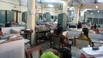 ನಿರುದ್ಯೋಗದ ಬೀಡಾದ ಪಾವಗಡ! ಮಹಾನಗರದತ್ತ ವಲಸೆ ಹೊರಟ ರೈತರು, ಯುವಕರು