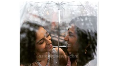 शादी करना चाहती हैं दो नर्स, पुलिस से लगाई