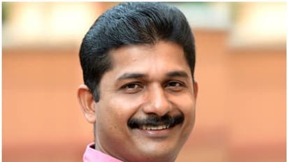 അയോധ്യ വിധി: എം സ്വരാജ് എംഎല്എക്കെതിരെ ഡിജിപിക്ക് പരാതി