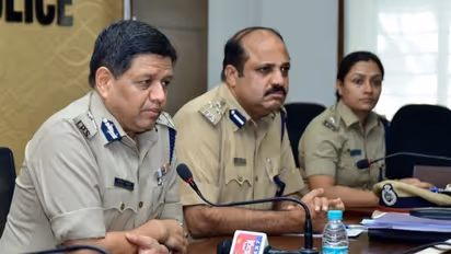 11 ಐಪಿಎಸ್ ಅಧಿಕಾರಿಗಳ ವರ್ಗಾವಣೆ; ನೂತನ ಎಡಿಜಿಪಿಯಾಗಿ ಕಮಲ್‌ಪಂತ್‌ ನಿಯೋಜನೆ