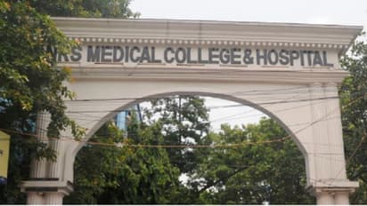 মেডিক্যাল কলেজে অর্থ তছরুপের অভিযোগ! কোথায় গেল টিকিট বিক্রির টাকা