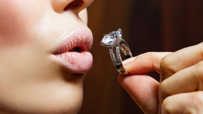 বাংলার নববর্ষে কোন রত্ন হবে আপনার জন্য শুভ, জেনে নিন রাশি অনুযায়ী