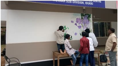 ഡിവൈഎസ്പി ഓഫീസ് ഇനി ശിശുസൗഹൃദം; പൊലീസ് സ്റ്റേഷന് നിറം കൊടുത്ത് വിദ്യാര്ത്ഥികള്