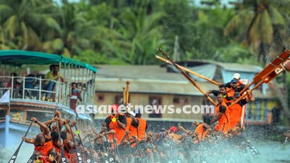 ചാംപ്യൻസ് ബോട്ട് ലീഗിലെ ആദ്യ ജേതാവ് നടുഭാഗം ചുണ്ടൻ, ആവേശത്തുഴയേറ്റി ജലപ്പോര്