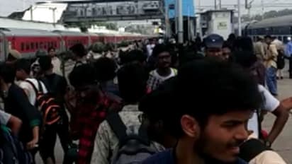 ఢిల్లీ చేరుకున్న శ్రీనగర్ నిట్ తెలుగు విద్యార్ధులు: మరికొద్దిసేపట్లో హైదరాబాద్కు..