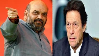 इस्लामाबाद में भी देखा जाने लगा है भारत का खौफ, इमरान ने टॉप अफसरों की बैठक बुलाई