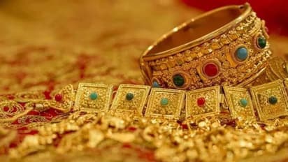 బంగారం  పైపైకి...పదిగ్రాముల పసిడి ధర రూ.37వేలు