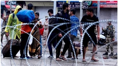 কেন্দ্রের দাবি বাতিল করা হোক সংবিধানের ৩৭০ ধারা, কেন গুরুত্বপূর্ণ এই ধারা, জেনে নিন