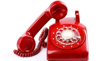 ফোনে 'হ্যালো' তো বলেন, কিন্তু এর ইতিহাসটা জানেন