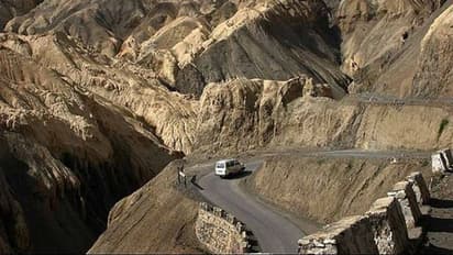 ड्रैगन को जवाबः एलएसी पर भारत ने 15000 और सैनिक तैनात किए