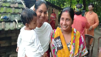 মুসলিম মহিলাকে বাড়িতে আশ্রয়, মুর্শিদাবাদের গ্রামে হিন্দু পুরোহিতকে বয়কট