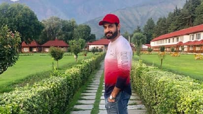 'ഭൂമിയിലെ ഏറ്റവും സുന്ദരമായ സ്ഥലം', കശ്മീര് ചിത്രം പങ്കുവച്ച് ഇര്ഫാന്; കമന്റുമായി ആരാധകര്