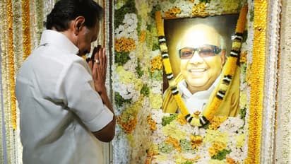 அப்பாவையே மறந்த மு.க.ஸ்டாலின்... மக்களை மறக்க மாட்டாரா? எகிறியடிக்கும் எதிர்கட்சிகள்..!