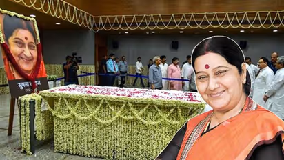 Sushma Swaraj no more: Last rites begin at Lodhi Crematorium in New Delhi