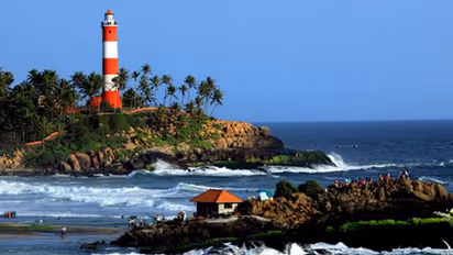 പ്രളയത്തില് നിന്ന് കരകയറി കേരള ടൂറിസം, 24 വര്ഷത്തിനിടെ ഏറ്റവും കൂടുതല് സഞ്ചാരികളെത്തിയത് 2019 ല്