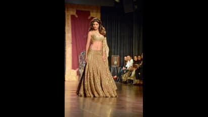 अपने तराशे हुए जिस्म के लिए मशहूर शिल्पा शेट्टी की कुछ मादक तस्वीरें