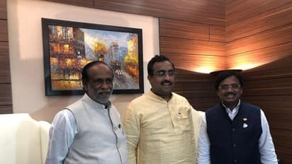 అమిత్షా సమక్షంలో బీజేపీలో చేరిన వివేక్