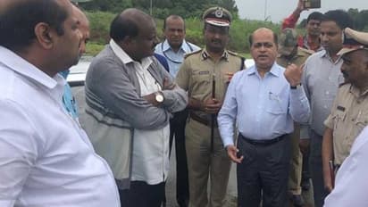 ಅನಾರೋಗ್ಯದ ನಡುವೆಯೂ ಪ್ರವಾಹ ಪೀಡಿತ ಪ್ರದೇಶಕ್ಕೆ HDK ಭೇಟಿ