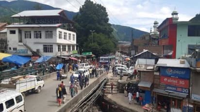 ಜಮ್ಮು- ಕಾಶ್ಮೀರ ಶಾಂತಿಯುತ: ಭಾರೀ ಪ್ರತಿಭಟನೆ ವರದಿ ತಳ್ಳಿಹಾಕಿದ ಕೇಂದ್ರ!