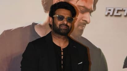 హార్డ్ కోర్ ఫ్యాన్స్ కి ప్రభాస్ గోల్డెన్ ఛాన్స్