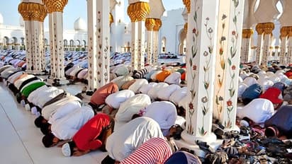 ईदुज्जुहा 12 अगस्त को, कितने सालों में धरती पर उतरी पवित्र कुरान, जानिए इस्लाम से जुड़ी खास बातें