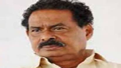 వీరశివారెడ్డికి జగన్ ఝలక్:  భవితవ్యమేమిటీ?