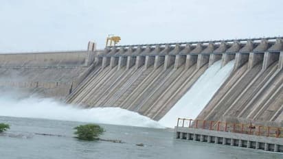 నాగార్జున సాగర్ గేట్లు ఎత్తివేత.. దిగువకు కృష్ణమ్మ పరవళ్లు