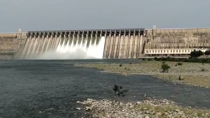 ತೆಲಂಗಾಣದ ಡ್ಯಾಂ ವಶಕ್ಕೆ ಪಡೆದ ಆಂಧ್ರ ಪೊಲೀಸರು: 400 ಪೊಲೀಸರಿಂದ ದಾಳಿ; ಅಕ್ರಮ ಪ್ರವೇಶ ಕೇಸ್