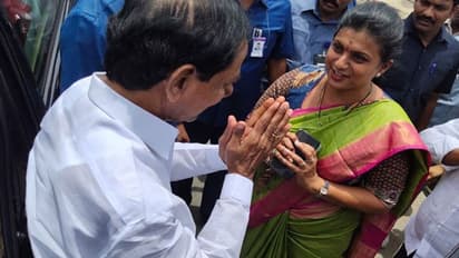 నగరిలో కేసీఆర్‌కు ఘనస్వాగతం పలికిన ఎమ్మెల్యే రోజా