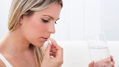 ആർത്തവം നീട്ടിവയ്ക്കാൻ ഗുളിക കഴിക്കാറുണ്ടോ; എങ്കിൽ ഒന്ന് ശ്രദ്ധിക്കൂ