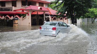 വാഹനത്തിൽ വെള്ളം കയറിയാൽ ചെയ്യേണ്ടതും ചെയ്യരുതാത്തതും!