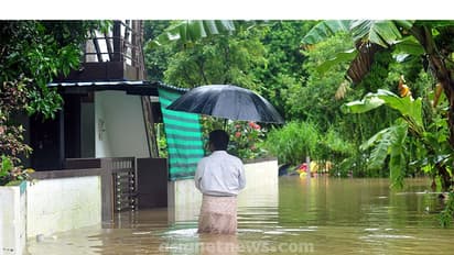 വീടുകളിലേക്ക് മടങ്ങുമ്പോള് കിണര് വെള്ളം ഇങ്ങനെ ശുദ്ധീകരിക്കാന് മറക്കരുതേ- വീഡിയോ