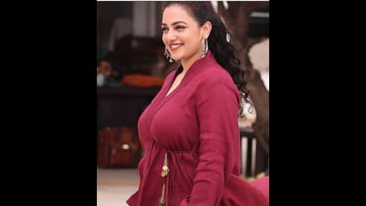 6 வருஷமா துரத்தி துரத்தி லவ் டார்ச்சர் கொடுக்குறான்.... வாலிபர் மீது நடிகை நித்யா மேனன் பகீர் குற்றச்சாட்டு