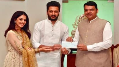 মহারাষ্ট্রের বন্যা দুর্গতদের পাশে রীতেশ-জেনেলিয়া! ২৫ লক্ষ টাকা দিয়ে সাহায্য করলেন তারকা জুটি