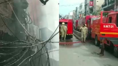 দিল্লির গান্ধীনগর বাজারে ভয়াবহ অগ্নিকাণ্ড, ঘটনাস্থলে দমকলের ২১টি ইঞ্জিন