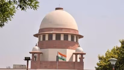 Karnataka MLAs disqualification case: SC asks counsel to approach its registrar for urgent hearing