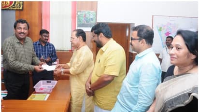 ദുരിതാശ്വാസ നിധിയിലേക്ക് മൂന്ന് ലക്ഷം രൂപ നല്കി ഇന്നസെന്റ്