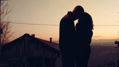 ಆಕೆ ನಿಮ್ಮ ಮೊದಲ ಪ್ರಿಯಾರಿಟಿ ಅಲ್ಲದಿದ್ದರೆ ದಯವಿಟ್ಟು ಬಿಟ್ಟುಬಿಡಿ!