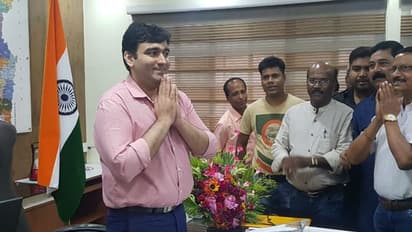 সরকারি অফিসারকে উলঙ্গ করে পেটানোর হুমকি, নদিয়ার জেলাশাসককে সরালো নবান্ন