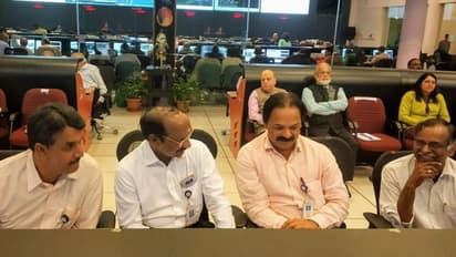 మరో మైలురాయి: భూకక్ష్యను దాటిన చంద్రయాన్-2.. చంద్రునివైపు వడివడిగా