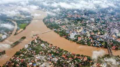 Kerala mosque's prayer hall turns into makeshift autopsy room for landslide victims