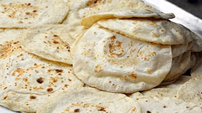 ಚಪಾತಿ ಹಿಟ್ಟು ಕಲಸಿರೋದು ಹೆಚ್ಚಾಗಿದ್ಯಾ? ಹೀಗೆ ಮಾಡಿ ಸ್ಟೋರ್ ಮಾಡಿದ್ರೆ ಹಾಳಾಗಲ್ಲ